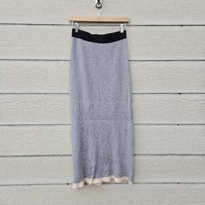 Story gray maxi sweater skirt with black and beige trim size XS